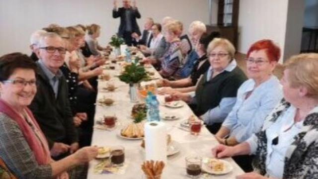 Świąteczne spotkanie Klubu Seniora „Złoty Wiek” w Łękach