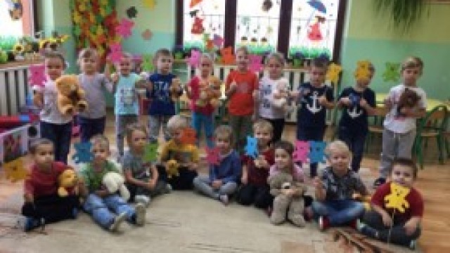 Światowy Dzień Pluszowego Misia w przedszkolu na Podlesiu