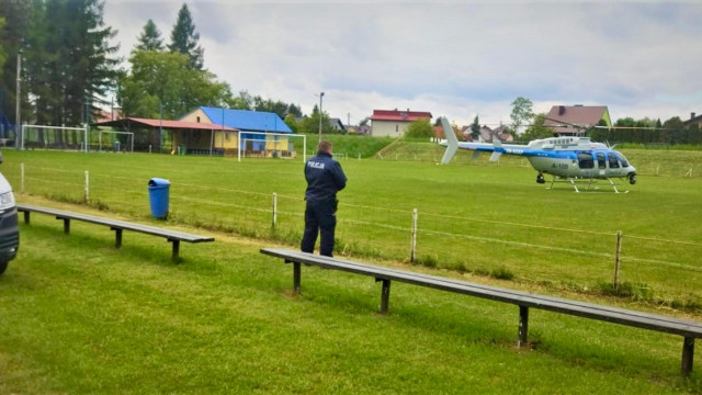 Trwa akcja poszukiwawcza 71-latka. Helikopter w akcji  – FOTO