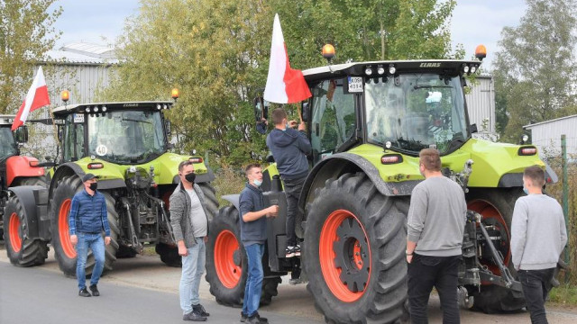 Uciążliwy protest rolników w Małopolsce. Ciągniki zablokowały drogi