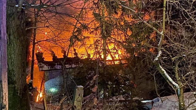 W nocy spalił się dom w Stryszowie. Rodzina została bez dachu nad głową