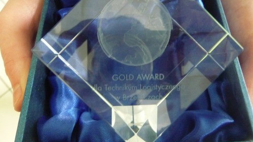 W SKRÓCIE. Prestiżowa nagroda i tytuł „Gold Award” dla Technikum Logistycznego