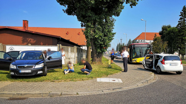 W zdarzeniu drogowym poszkodowani zostali obywatele Słowacji. ZDJĘCIA!