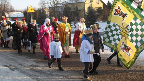 WŁOSIENICA. Monarchowie przybyli z każdej strony... parafii - ZDJĘCIA