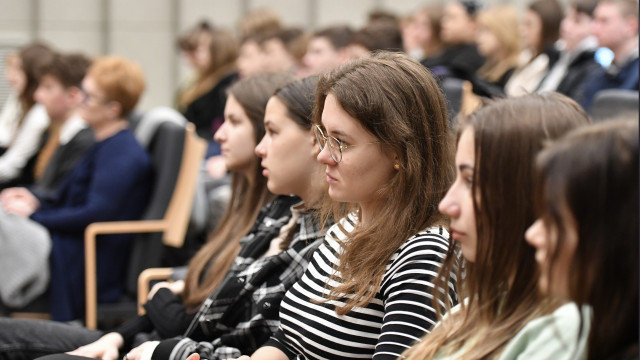 Z myślą o polskich uczniach. Bezpłatne pobyty studyjne w Miejscu Pamięci