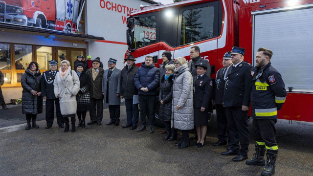 zakup nowego wozu dla Ochotniczej Straży Pożarnej w Jawiszowicach