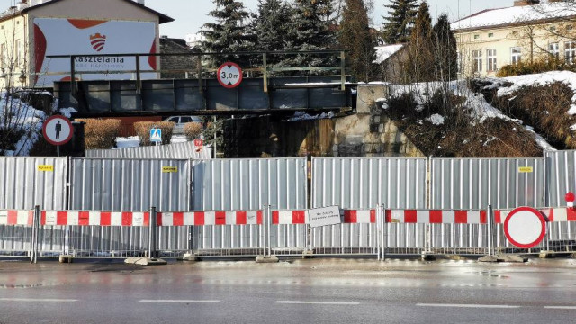 Zamknięto wiadukt na ul. Krakowskiej w Chrzanowie [ZDJĘCIA, WIDEO]