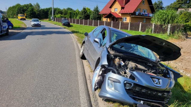 Zderzenie dwóch samochodów. W jednym był niemowlak