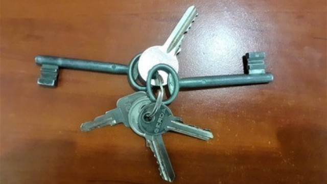 Znaleziono klucze na ul. Sienkiewicza w Kętach