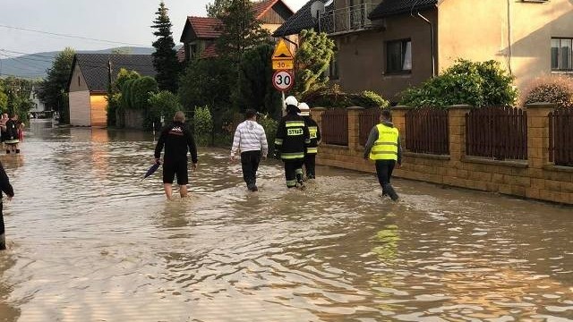 Żywioł znów uderzył w Małopolskę. Woda zalała domy